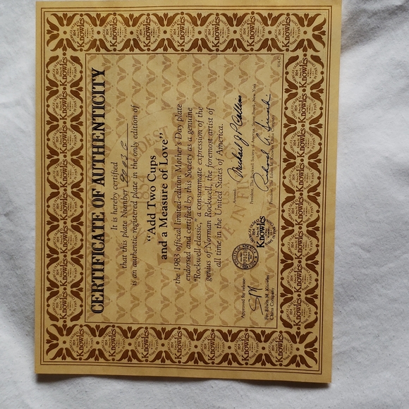 Norman Rockwell Plate, "ADD TWO CUPS AND A MEASURE OF LOVE" - Picture 3 of 5